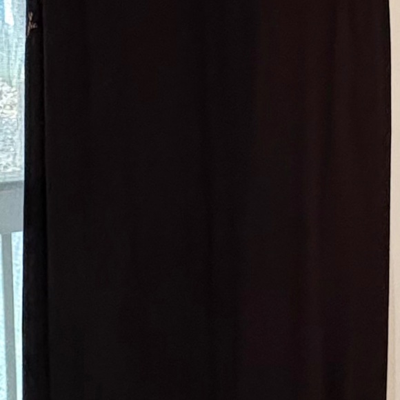 Cache Gown - Picture 2 of 10